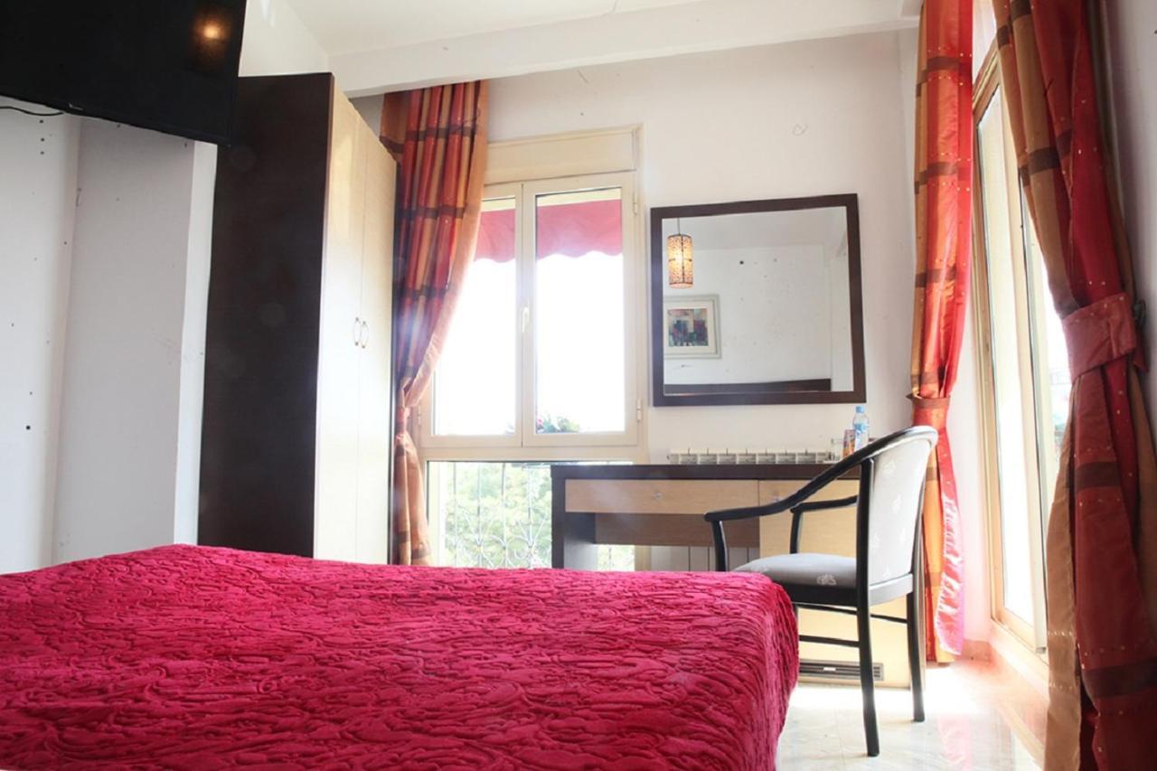 Space Telemly Hotel Algír Kültér fotó